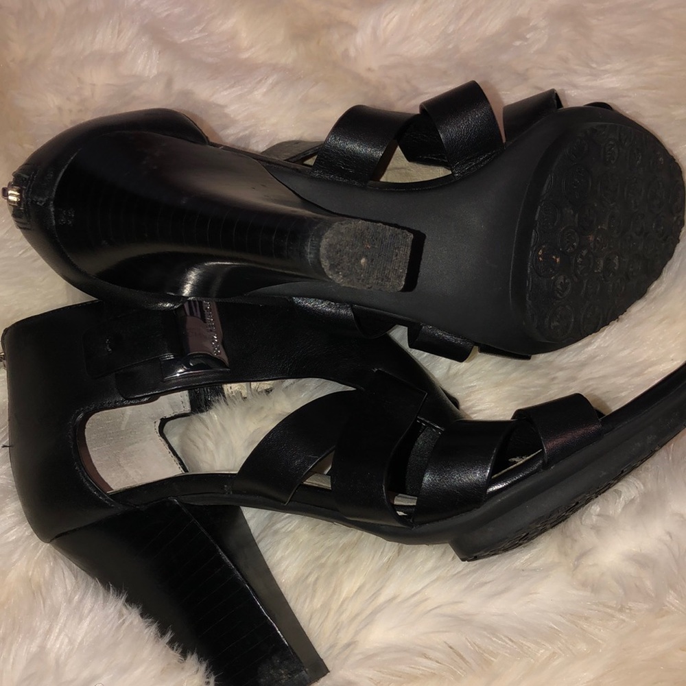 Shoes - Picture 3 of 6